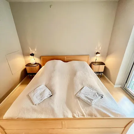 Exclusive Canalhouse First Row To The Water Apartment *
